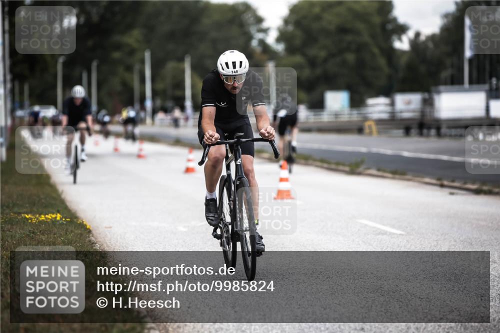 16.08.2026 - KN Förde Triathlon 2026 H.Heesch http://msf.ph/oto/9985824 16.08.2026 13:07:16 Radfahren 507, 704, 724, 740 meine-sportfotos.de