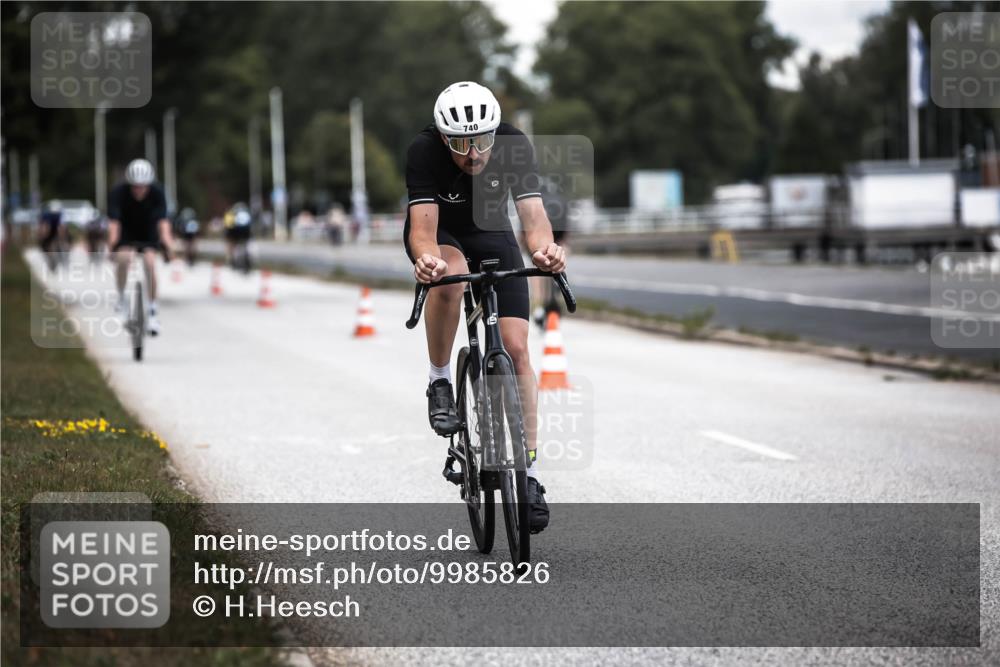 16.08.2026 - KN Förde Triathlon 2026 H.Heesch http://msf.ph/oto/9985826 16.08.2026 13:07:16 Radfahren 507, 704, 724, 740 meine-sportfotos.de