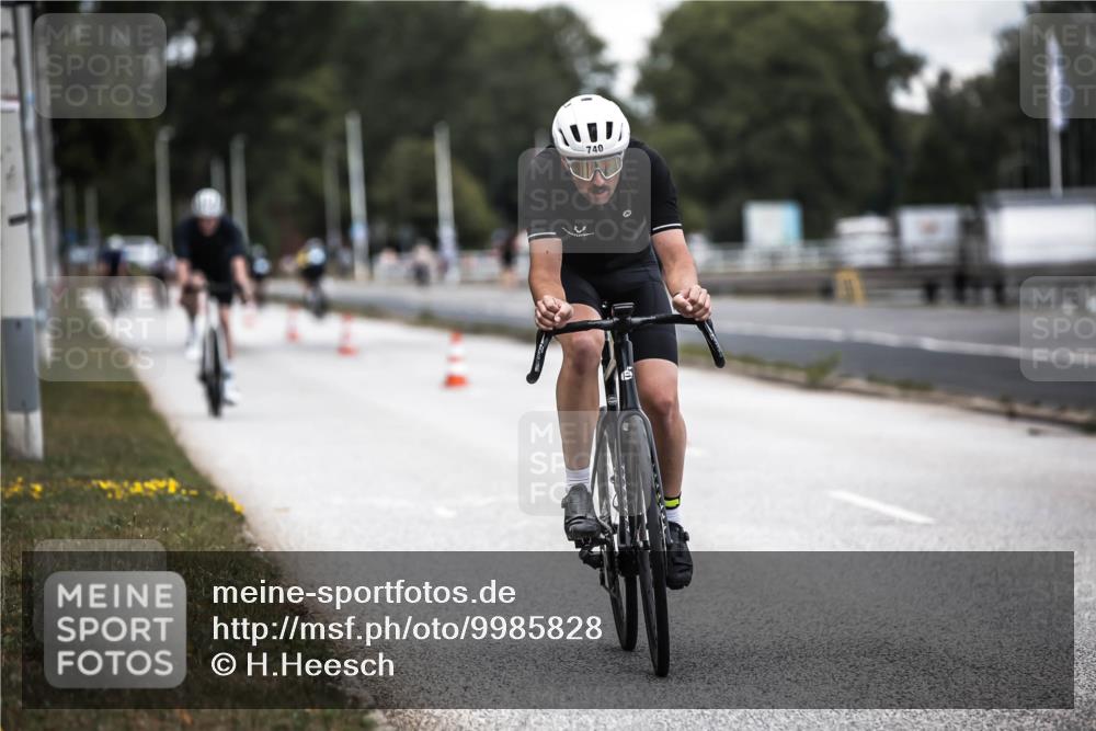16.08.2026 - KN Förde Triathlon 2026 H.Heesch http://msf.ph/oto/9985828 16.08.2026 13:07:16 Radfahren 507, 704, 724, 740 meine-sportfotos.de