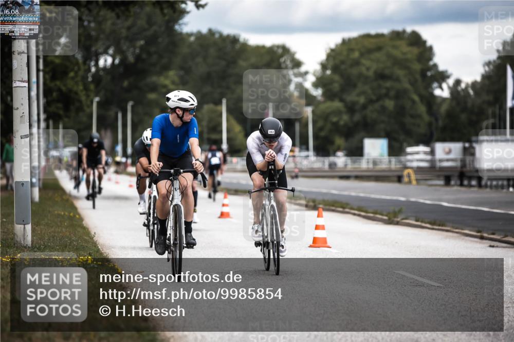 16.08.2026 - KN Förde Triathlon 2026 H.Heesch http://msf.ph/oto/9985854 16.08.2026 13:07:26 Radfahren 196, 511, 540, 552, 605, 611, 718, 735 meine-sportfotos.de