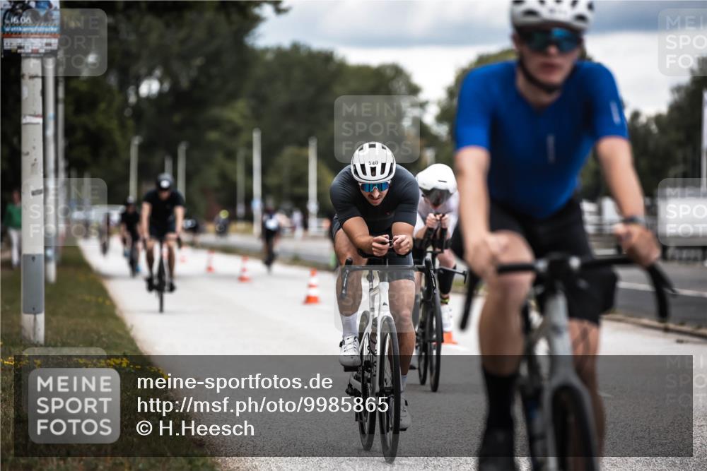 16.08.2026 - KN Förde Triathlon 2026 H.Heesch http://msf.ph/oto/9985865 16.08.2026 13:07:27 Radfahren 196, 511, 540, 552, 605, 611, 718, 735 meine-sportfotos.de