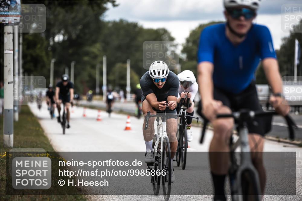 16.08.2026 - KN Förde Triathlon 2026 H.Heesch http://msf.ph/oto/9985866 16.08.2026 13:07:27 Radfahren 196, 511, 540, 552, 605, 611, 718, 735 meine-sportfotos.de