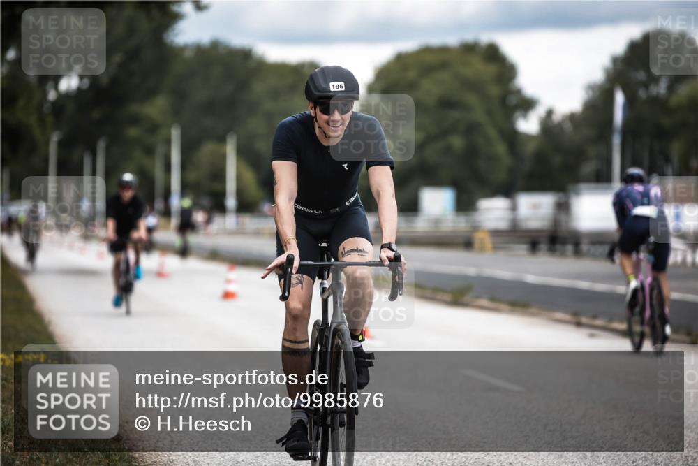 16.08.2026 - KN Förde Triathlon 2026 H.Heesch http://msf.ph/oto/9985876 16.08.2026 13:07:31 Radfahren 196, 511, 513, 540, 592, 605, 718, 735 meine-sportfotos.de