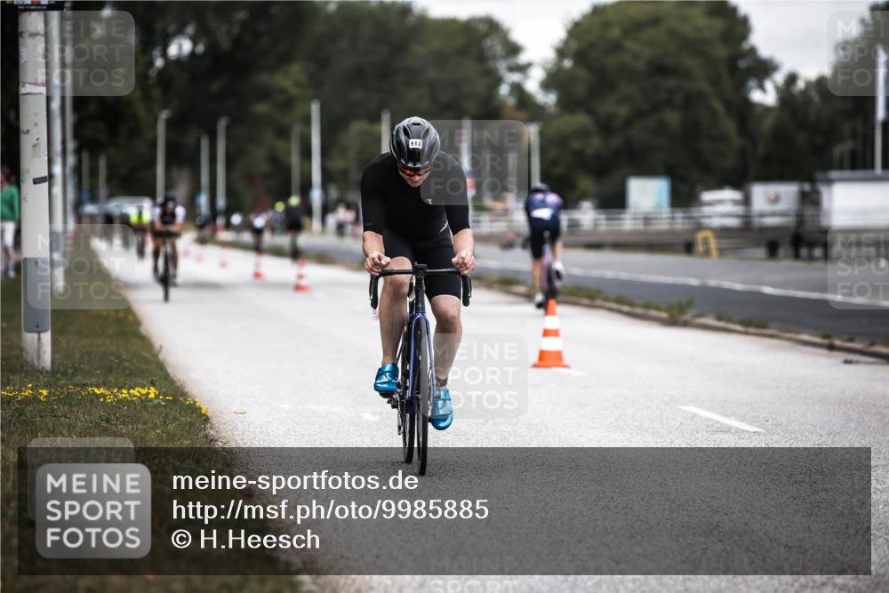 16.08.2026 - KN Förde Triathlon 2026 H.Heesch http://msf.ph/oto/9985885 16.08.2026 13:07:33 Radfahren 196, 513, 592 meine-sportfotos.de