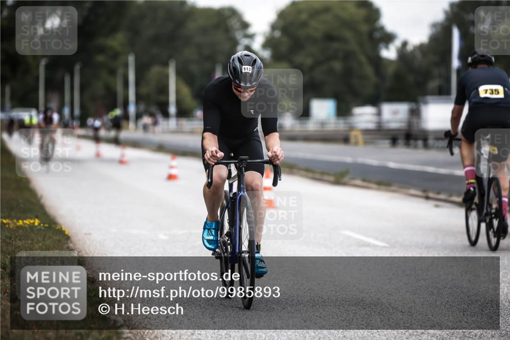 16.08.2026 - KN Förde Triathlon 2026 H.Heesch http://msf.ph/oto/9985893 16.08.2026 13:07:34 Radfahren 196, 513, 592, 711 meine-sportfotos.de
