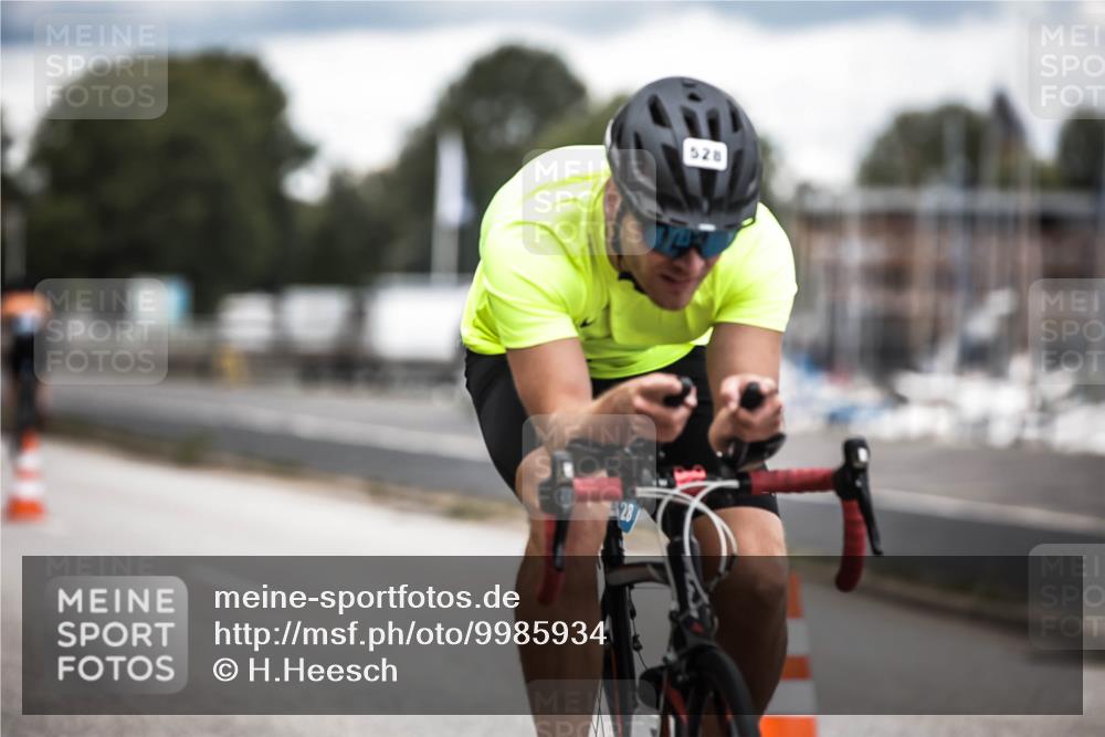16.08.2026 - KN Förde Triathlon 2026 H.Heesch http://msf.ph/oto/9985934 16.08.2026 13:07:45 Radfahren 521, 524, 528, 530, 743 meine-sportfotos.de