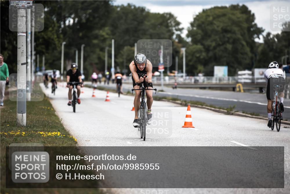 16.08.2026 - KN Förde Triathlon 2026 H.Heesch http://msf.ph/oto/9985955 16.08.2026 13:07:51 Radfahren 521, 530, 562, 594, 603, 743 meine-sportfotos.de