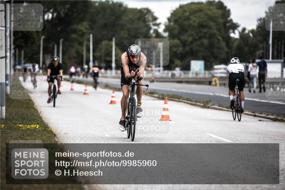 16.08.2026 - KN Förde Triathlon 2026 H.Heesch http://msf.ph/oto/9985960 16.08.2026 13:07:51 Radfahren 521, 530, 562, 594, 603, 743 meine-sportfotos.de