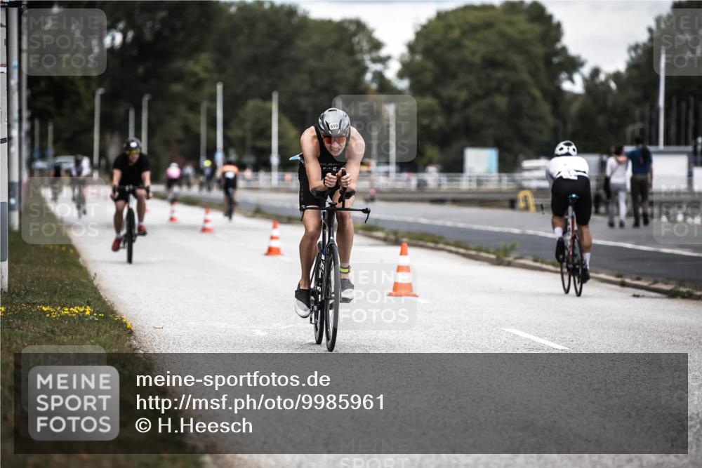 16.08.2026 - KN Förde Triathlon 2026 H.Heesch http://msf.ph/oto/9985961 16.08.2026 13:07:51 Radfahren 521, 530, 562, 594, 603, 743 meine-sportfotos.de
