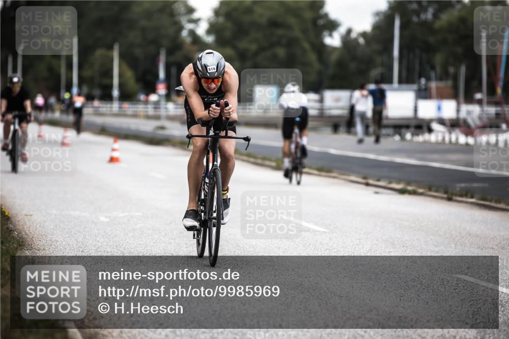 16.08.2026 - KN Förde Triathlon 2026 H.Heesch http://msf.ph/oto/9985969 16.08.2026 13:07:51 Radfahren 521, 530, 562, 594, 603, 743 meine-sportfotos.de