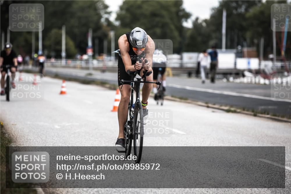 16.08.2026 - KN Förde Triathlon 2026 H.Heesch http://msf.ph/oto/9985972 16.08.2026 13:07:52 Radfahren 562, 594, 603 meine-sportfotos.de