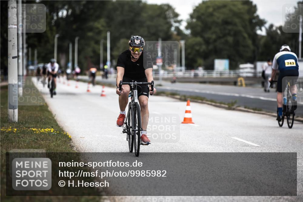 16.08.2026 - KN Förde Triathlon 2026 H.Heesch http://msf.ph/oto/9985982 16.08.2026 13:07:54 Radfahren 562, 594, 603 meine-sportfotos.de