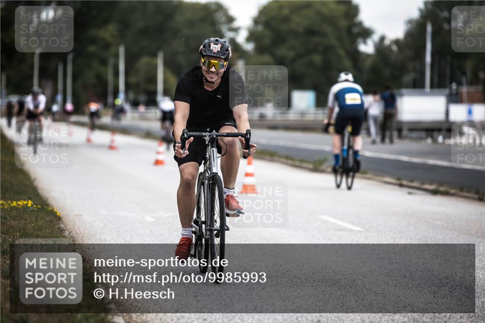 16.08.2026 - KN Förde Triathlon 2026 H.Heesch http://msf.ph/oto/9985993 16.08.2026 13:07:55 Radfahren 562, 594, 603, 738 meine-sportfotos.de