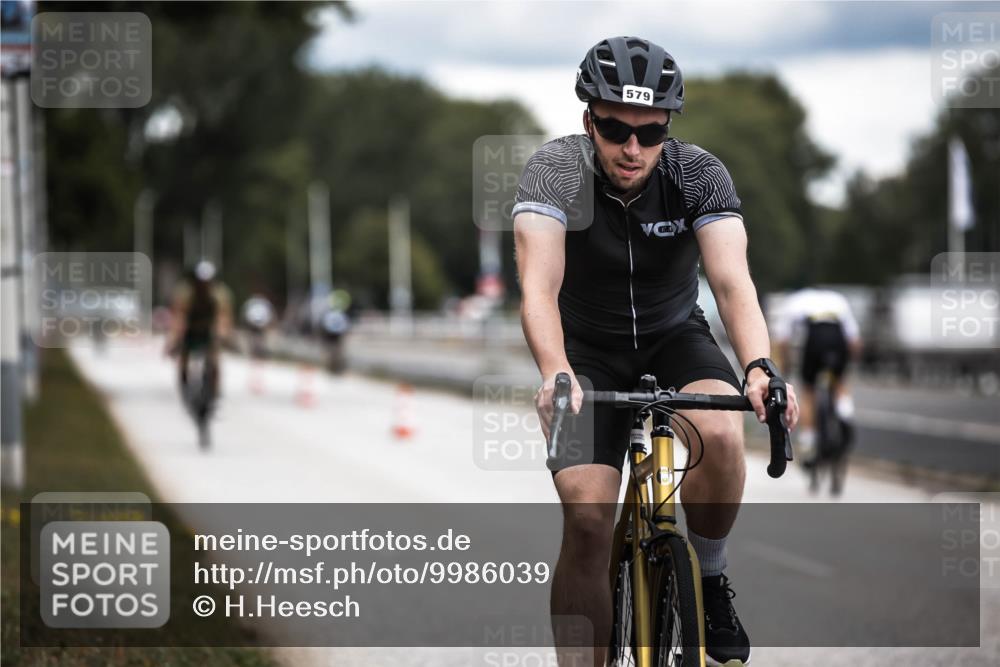 16.08.2026 - KN Förde Triathlon 2026 H.Heesch http://msf.ph/oto/9986039 16.08.2026 13:08:06 Radfahren 565, 579, 710 meine-sportfotos.de