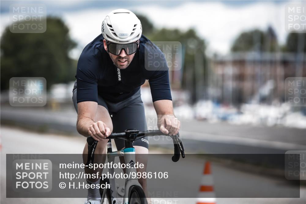 16.08.2026 - KN Förde Triathlon 2026 H.Heesch http://msf.ph/oto/9986106 16.08.2026 13:08:38 Radfahren 576, 715 meine-sportfotos.de