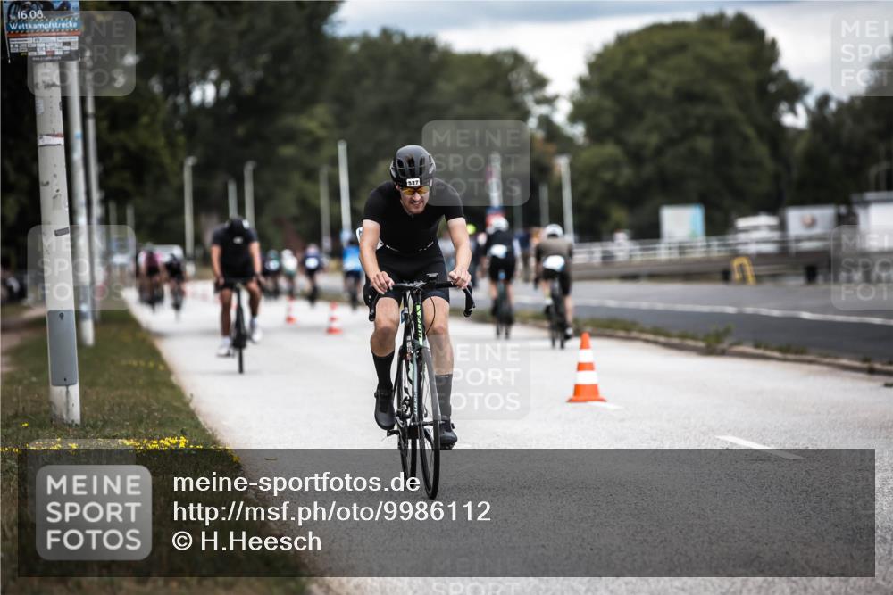 16.08.2026 - KN Förde Triathlon 2026 H.Heesch http://msf.ph/oto/9986112 16.08.2026 13:08:44 Radfahren 527, 576, 586, 598 meine-sportfotos.de