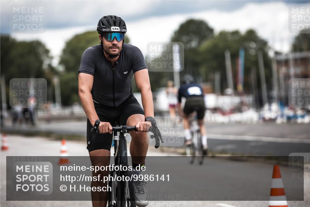 16.08.2026 - KN Förde Triathlon 2026 H.Heesch http://msf.ph/oto/9986141 16.08.2026 13:08:48 Radfahren 527, 581, 586, 598, 716 meine-sportfotos.de