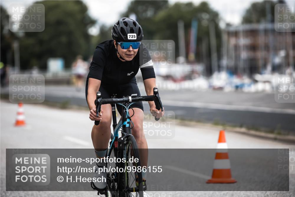 16.08.2026 - KN Förde Triathlon 2026 H.Heesch http://msf.ph/oto/9986155 16.08.2026 13:08:54 Radfahren 581, 600, 713, 714, 716, 725 meine-sportfotos.de