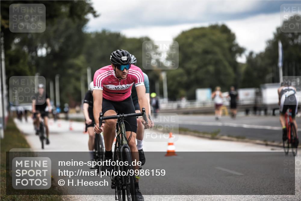16.08.2026 - KN Förde Triathlon 2026 H.Heesch http://msf.ph/oto/9986159 16.08.2026 13:08:55 Radfahren 600, 713, 714, 716, 725 meine-sportfotos.de