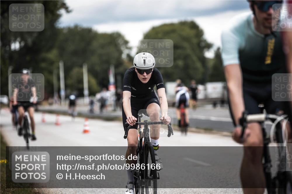 16.08.2026 - KN Förde Triathlon 2026 H.Heesch http://msf.ph/oto/9986166 16.08.2026 13:08:57 Radfahren 591, 600, 713, 714, 725 meine-sportfotos.de