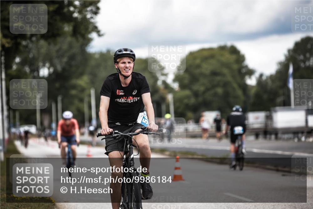 16.08.2026 - KN Förde Triathlon 2026 H.Heesch http://msf.ph/oto/9986184 16.08.2026 13:08:59 Radfahren 591, 600, 707, 709, 713, 714 meine-sportfotos.de