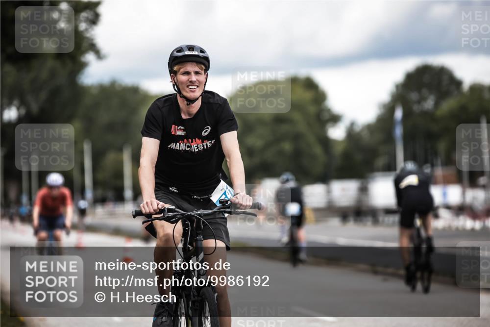16.08.2026 - KN Förde Triathlon 2026 H.Heesch http://msf.ph/oto/9986192 16.08.2026 13:09:00 Radfahren 591, 600, 707, 709, 714 meine-sportfotos.de