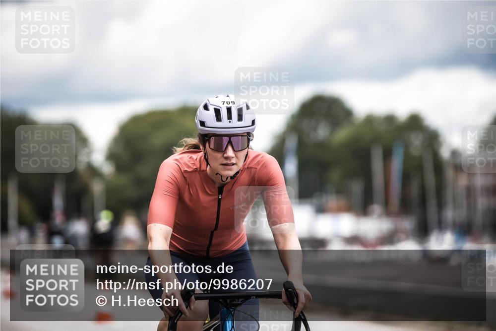 16.08.2026 - KN Förde Triathlon 2026 H.Heesch http://msf.ph/oto/9986207 16.08.2026 13:09:03 Radfahren 589, 591, 707, 709 meine-sportfotos.de