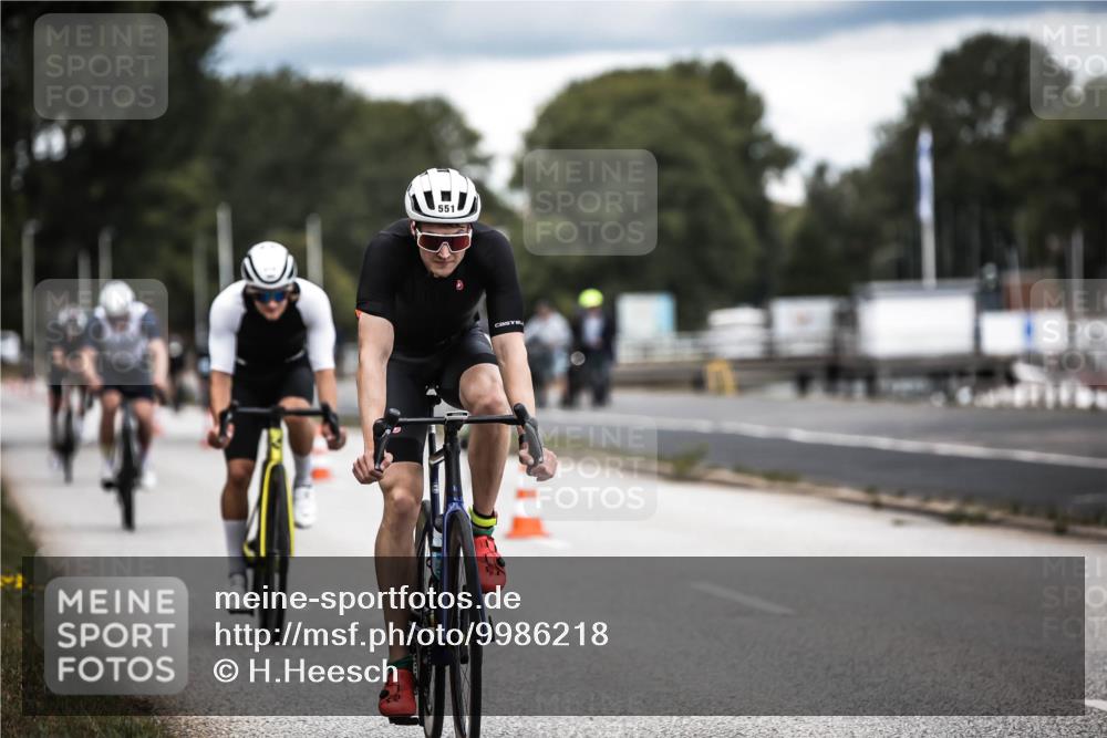 16.08.2026 - KN Förde Triathlon 2026 H.Heesch http://msf.ph/oto/9986218 16.08.2026 13:09:10 Radfahren 505, 519, 520, 522, 525, 551, 589, 746 meine-sportfotos.de