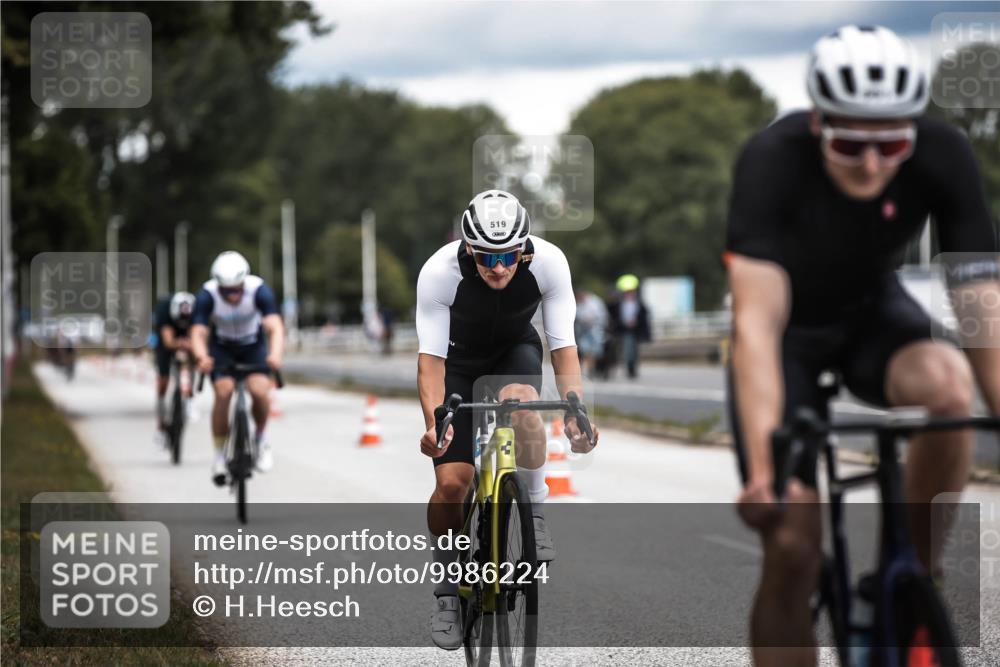16.08.2026 - KN Förde Triathlon 2026 H.Heesch http://msf.ph/oto/9986224 16.08.2026 13:09:11 Radfahren 505, 519, 520, 522, 525, 551, 746 meine-sportfotos.de