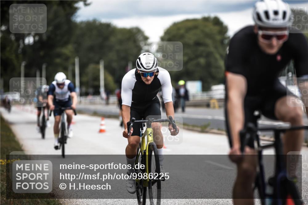 16.08.2026 - KN Förde Triathlon 2026 H.Heesch http://msf.ph/oto/9986225 16.08.2026 13:09:11 Radfahren 505, 519, 520, 522, 525, 551, 746 meine-sportfotos.de