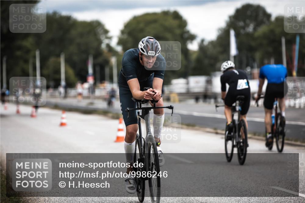16.08.2026 - KN Förde Triathlon 2026 H.Heesch http://msf.ph/oto/9986246 16.08.2026 13:09:14 Radfahren 519, 520, 522, 525, 551 meine-sportfotos.de