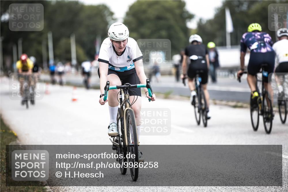 16.08.2026 - KN Förde Triathlon 2026 H.Heesch http://msf.ph/oto/9986258 16.08.2026 13:09:27 Radfahren 543, 720, 723 meine-sportfotos.de