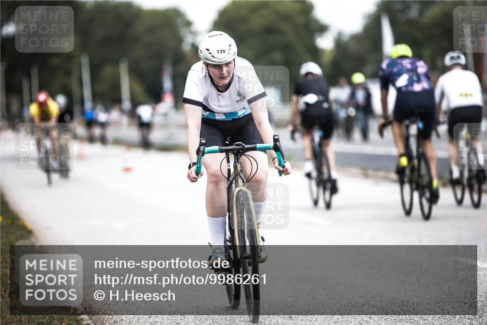 16.08.2026 - KN Förde Triathlon 2026 H.Heesch http://msf.ph/oto/9986261 16.08.2026 13:09:27 Radfahren 543, 720, 723 meine-sportfotos.de