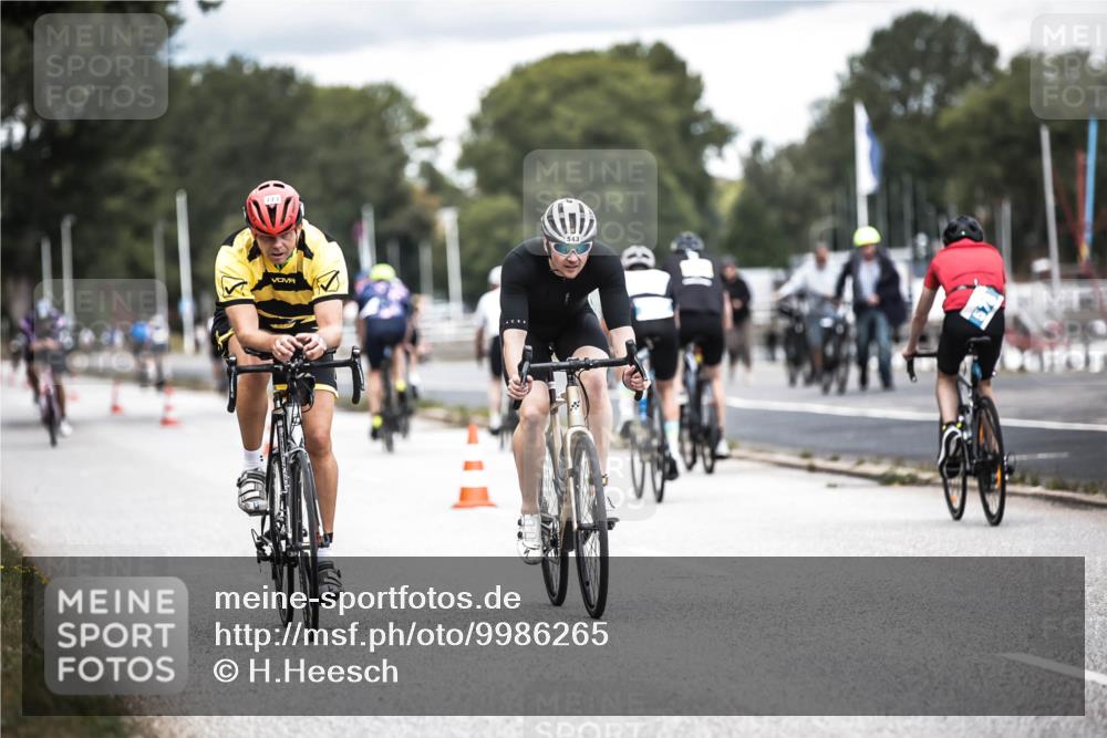 16.08.2026 - KN Förde Triathlon 2026 H.Heesch http://msf.ph/oto/9986265 16.08.2026 13:09:30 Radfahren 543, 552, 720, 723 meine-sportfotos.de