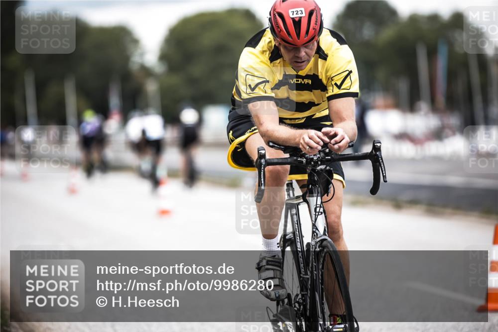 16.08.2026 - KN Förde Triathlon 2026 H.Heesch http://msf.ph/oto/9986280 16.08.2026 13:09:31 Radfahren 543, 552, 596, 720, 723 meine-sportfotos.de