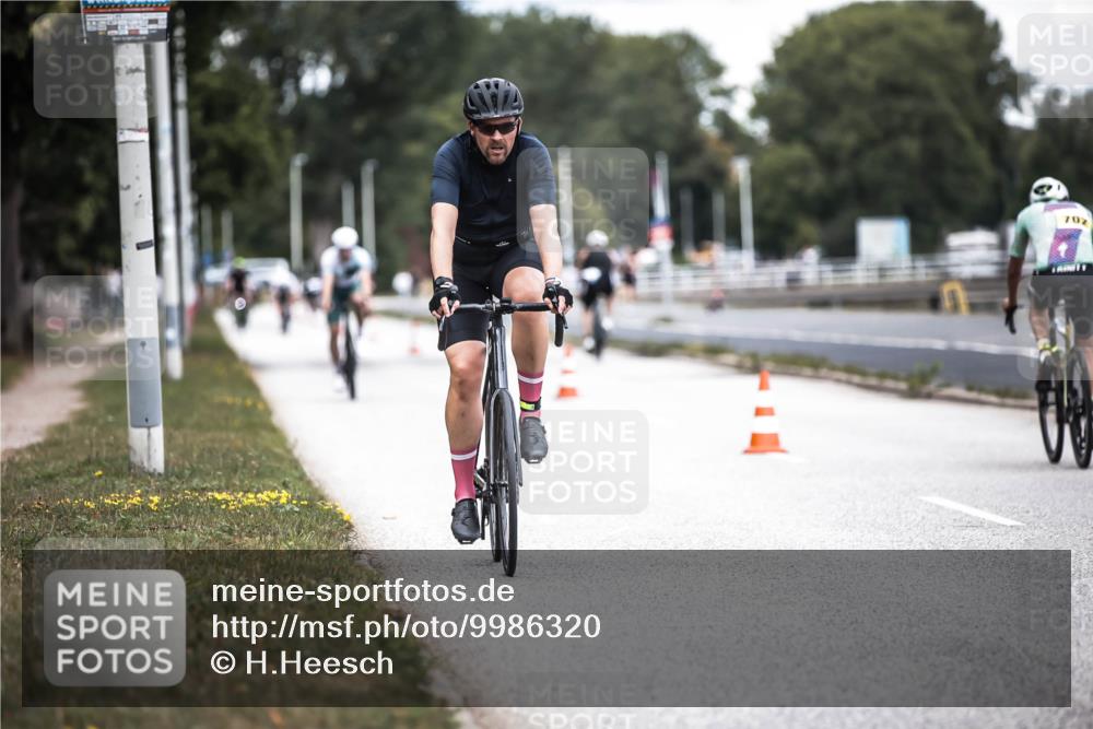 16.08.2026 - KN Förde Triathlon 2026 H.Heesch http://msf.ph/oto/9986320 16.08.2026 13:09:49 Radfahren 553, 605, 735 meine-sportfotos.de