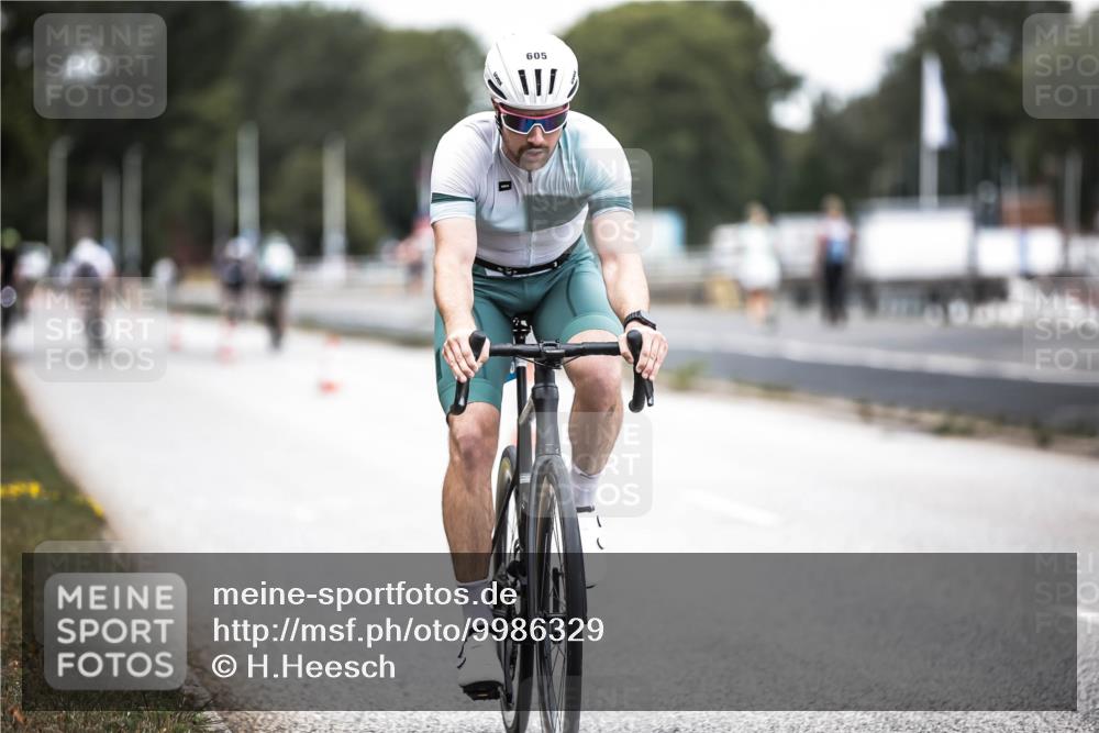 16.08.2026 - KN Förde Triathlon 2026 H.Heesch http://msf.ph/oto/9986329 16.08.2026 13:09:53 Radfahren 553, 601, 605, 735 meine-sportfotos.de
