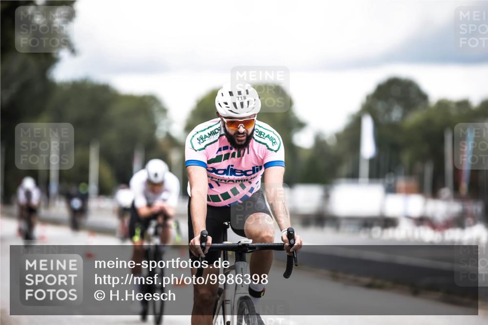 16.08.2026 - KN Förde Triathlon 2026 H.Heesch http://msf.ph/oto/9986398 16.08.2026 13:10:12 Radfahren 594, 710, 718, 732 meine-sportfotos.de