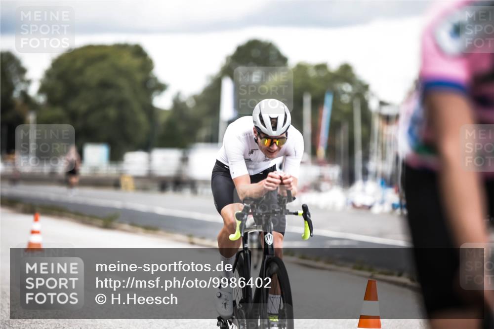 16.08.2026 - KN Förde Triathlon 2026 H.Heesch http://msf.ph/oto/9986402 16.08.2026 13:10:13 Radfahren 592, 594, 710, 718, 732 meine-sportfotos.de