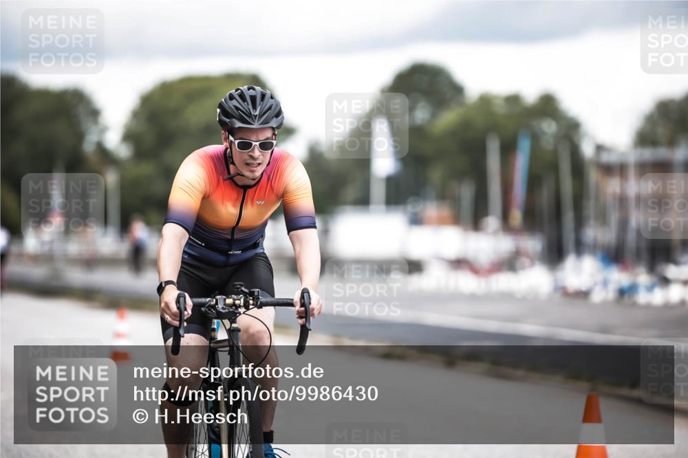 16.08.2026 - KN Förde Triathlon 2026 H.Heesch http://msf.ph/oto/9986430 16.08.2026 13:10:18 Radfahren 592, 710 meine-sportfotos.de
