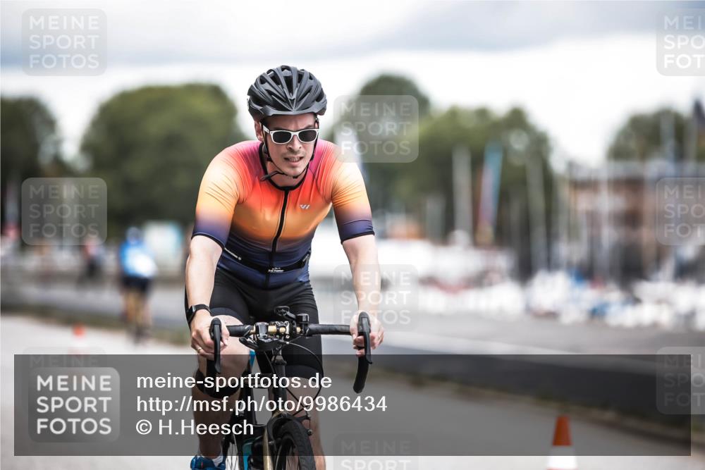 16.08.2026 - KN Förde Triathlon 2026 H.Heesch http://msf.ph/oto/9986434 16.08.2026 13:10:18 Radfahren 592, 710 meine-sportfotos.de