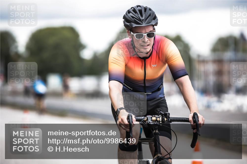16.08.2026 - KN Förde Triathlon 2026 H.Heesch http://msf.ph/oto/9986439 16.08.2026 13:10:18 Radfahren 592, 710 meine-sportfotos.de