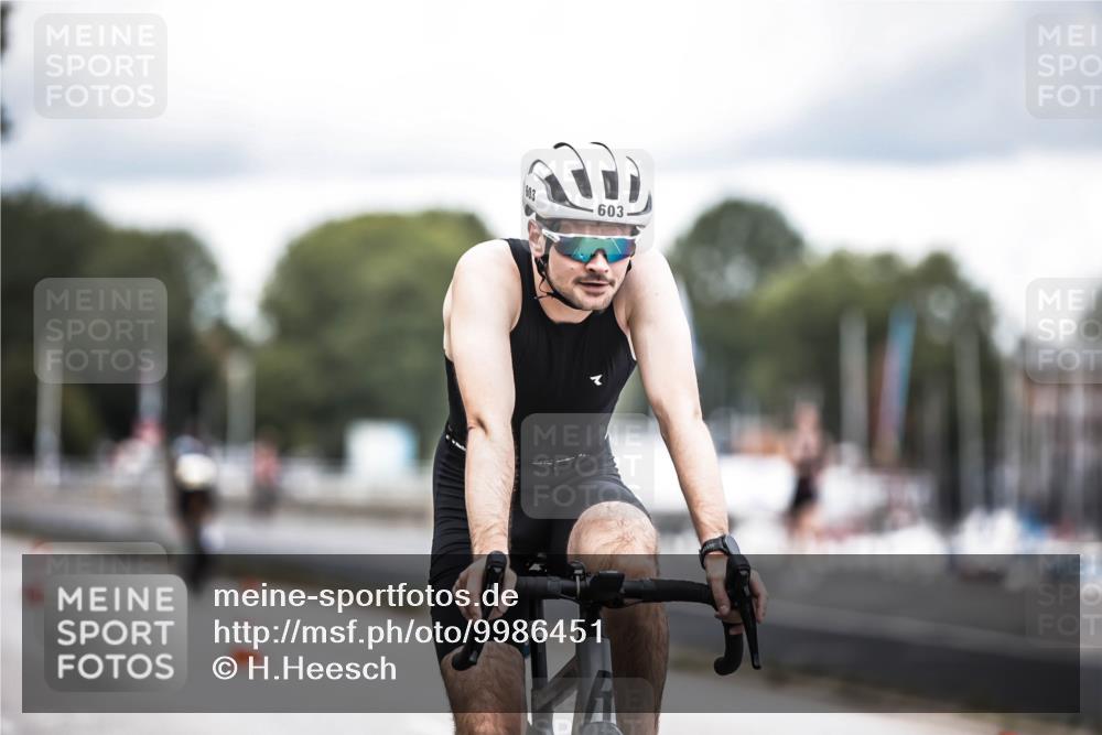 16.08.2026 - KN Förde Triathlon 2026 H.Heesch http://msf.ph/oto/9986451 16.08.2026 13:10:33 Radfahren 574, 588, 603 meine-sportfotos.de