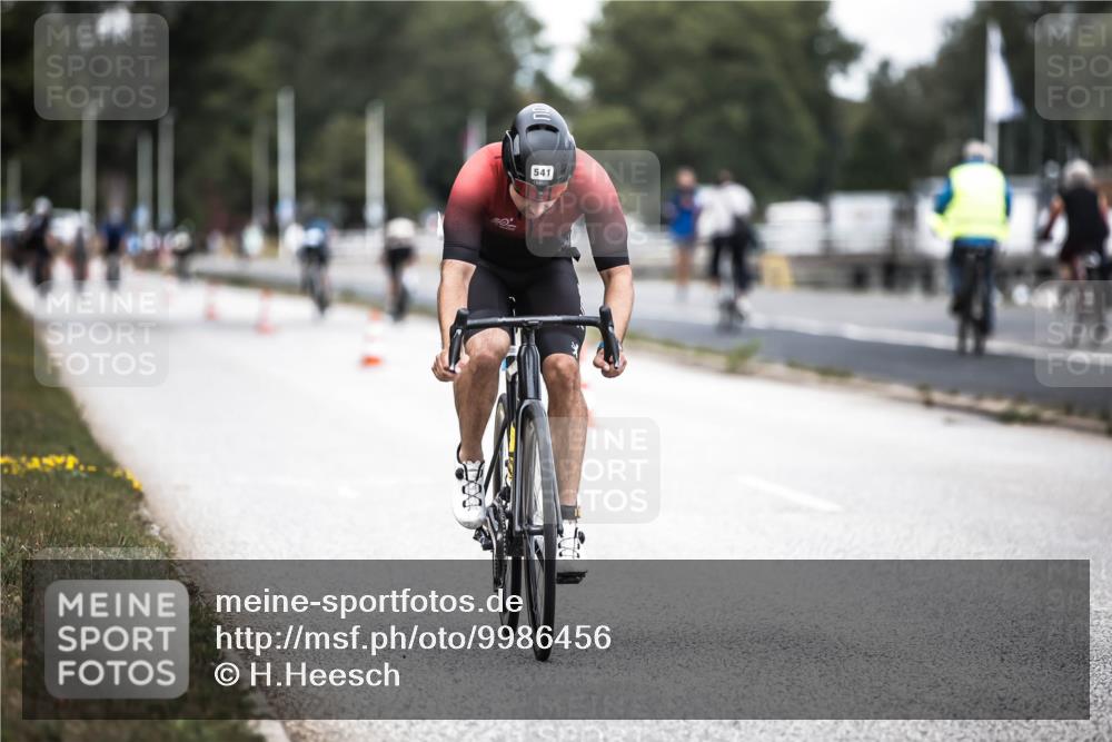 16.08.2026 - KN Förde Triathlon 2026 H.Heesch http://msf.ph/oto/9986456 16.08.2026 13:10:42 Radfahren 541, 544, 549, 556 meine-sportfotos.de