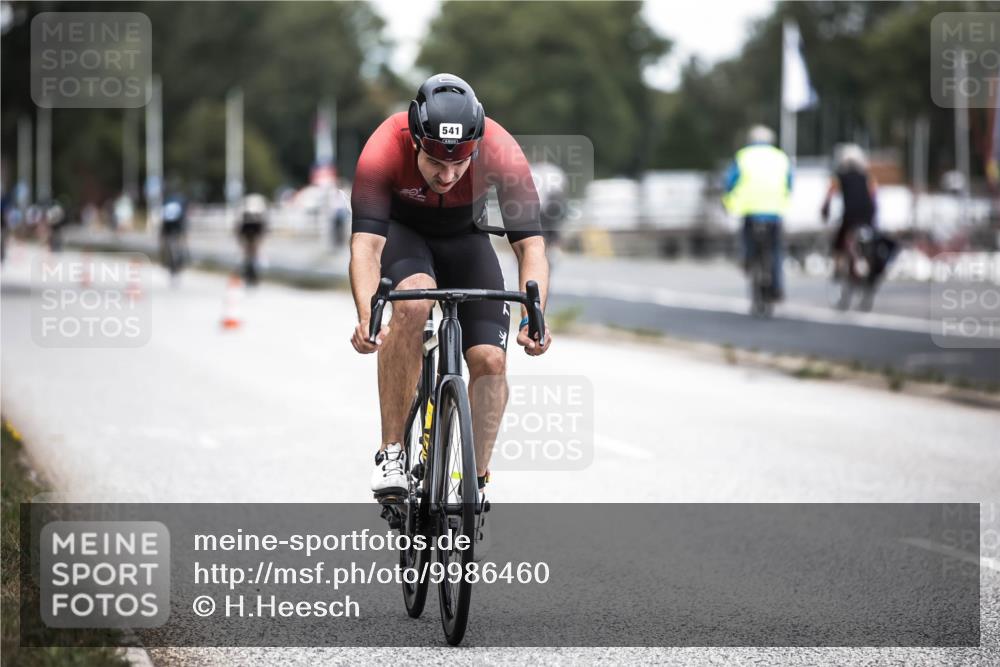 16.08.2026 - KN Förde Triathlon 2026 H.Heesch http://msf.ph/oto/9986460 16.08.2026 13:10:42 Radfahren 541, 544, 549, 556 meine-sportfotos.de