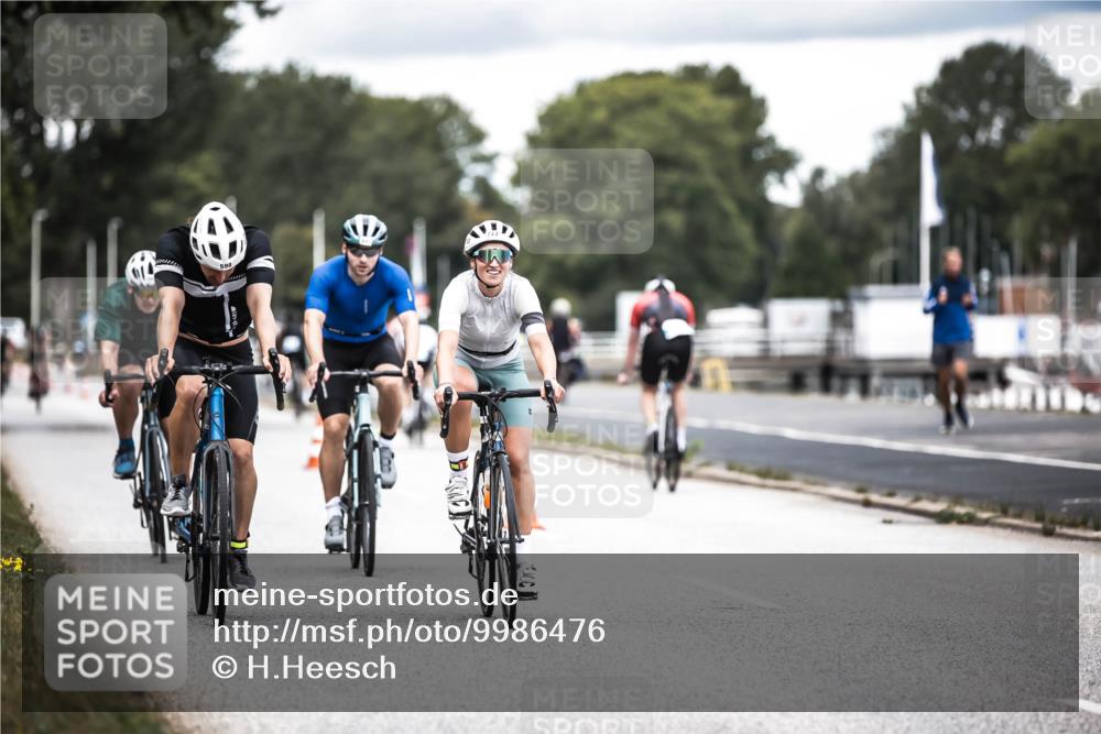 16.08.2026 - KN Förde Triathlon 2026 H.Heesch http://msf.ph/oto/9986476 16.08.2026 13:10:51 Radfahren 590, 602, 607, 722, 733, 747 meine-sportfotos.de