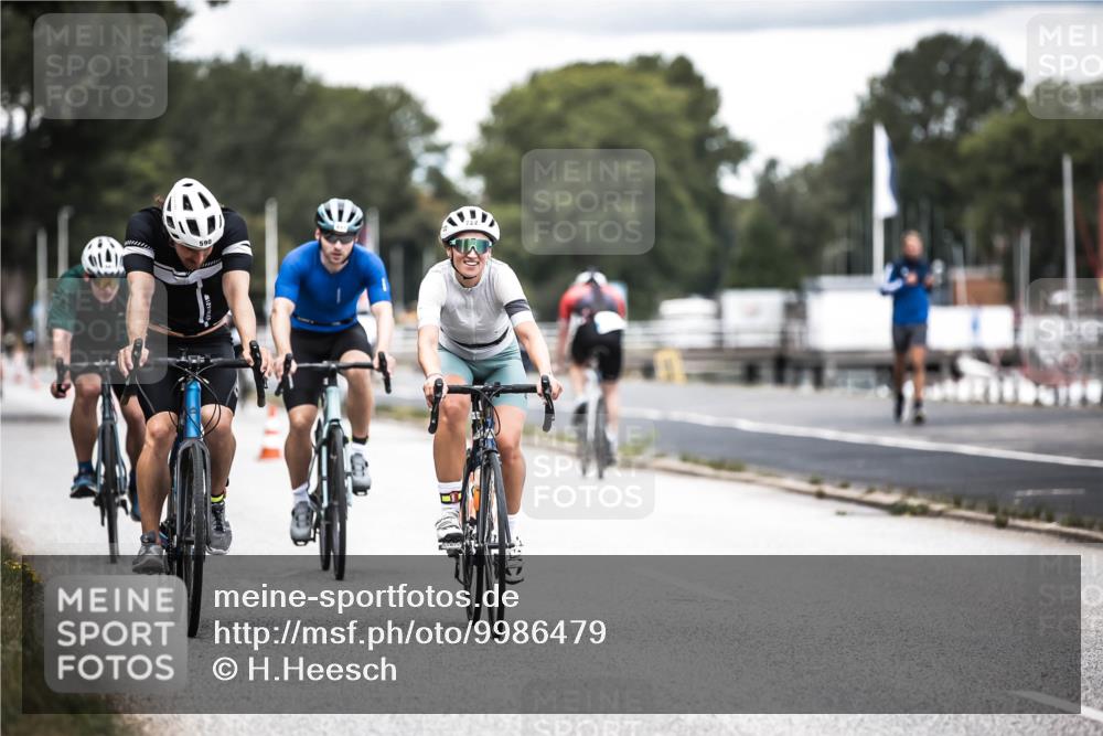 16.08.2026 - KN Förde Triathlon 2026 H.Heesch http://msf.ph/oto/9986479 16.08.2026 13:10:51 Radfahren 590, 602, 607, 722, 733, 747 meine-sportfotos.de