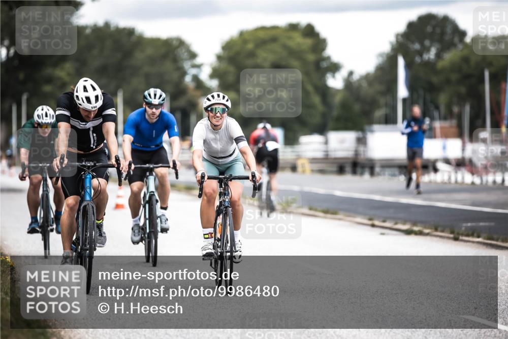 16.08.2026 - KN Förde Triathlon 2026 H.Heesch http://msf.ph/oto/9986480 16.08.2026 13:10:51 Radfahren 590, 602, 607, 722, 733, 747 meine-sportfotos.de