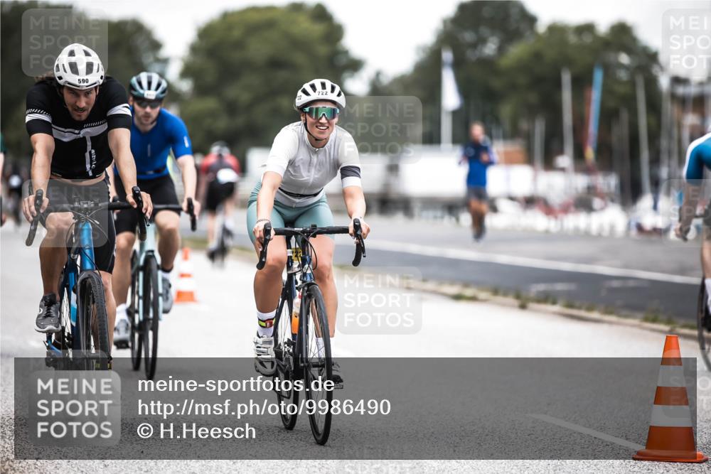 16.08.2026 - KN Förde Triathlon 2026 H.Heesch http://msf.ph/oto/9986490 16.08.2026 13:10:52 Radfahren 590, 602, 607, 722 meine-sportfotos.de