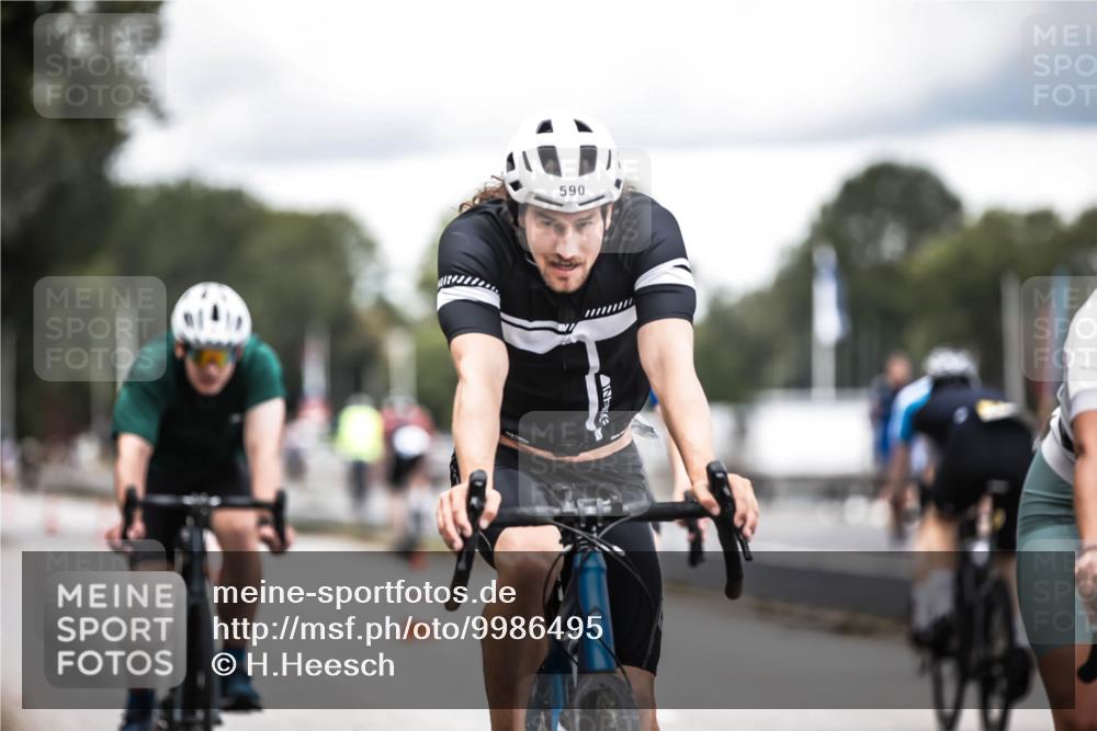 16.08.2026 - KN Förde Triathlon 2026 H.Heesch http://msf.ph/oto/9986495 16.08.2026 13:10:53 Radfahren 590, 602, 607, 722 meine-sportfotos.de